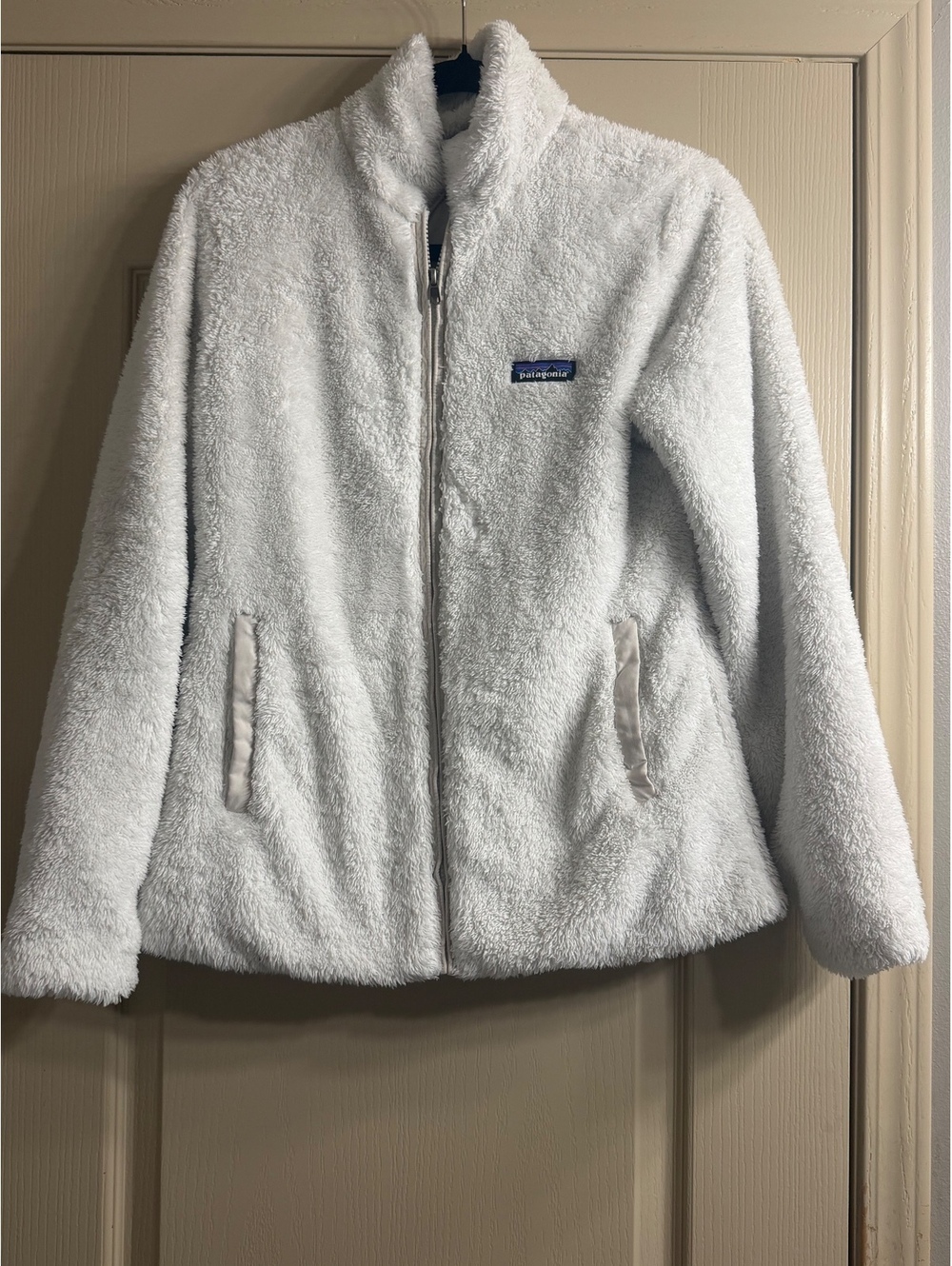 Patagonia Women's White Fleece Jacket Medium